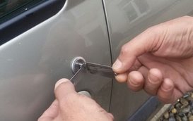 Вскрытие автомобилей в Павловске - 4